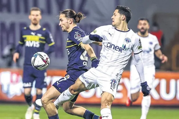 beklenilen-katkiyi-bir-turlu-veremeyen-alex-teixeira-ayrilik-icin-gun-sayiyor-1650411110930.jpeg Beklenilen katkıyı bir türlü veremeyen Alex Teixeira ayrılık için gün sayıyor-6