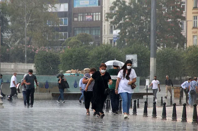 Meteoroloji'den İstanbul için önemli uyarı! Özellikle o saate dikkat...