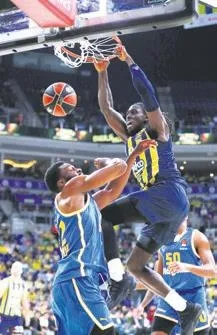 dunya-sampiyonu-ampute-milli-takimi-ile-bir-araya-gelen-bakan-kasapoglu-bu-kupa-bu-isin-zirvesi-dedi-spor-habe-1665793262912.jpeg Dünya şampiyonu Ampute Milli Takımı ile bir araya gelen Bakan Kasapoğlu "Bu kupa bu işin zirvesi" dedi | Spor haberleri-5