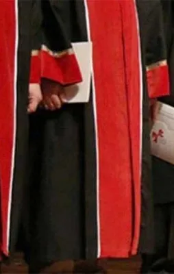 Yardımcı doçentlik kalktı