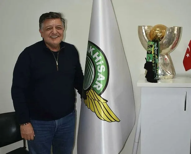 Son dakika transfer haberi! Akhisarspor, Yılmaz Vural ile anlaştı!-1