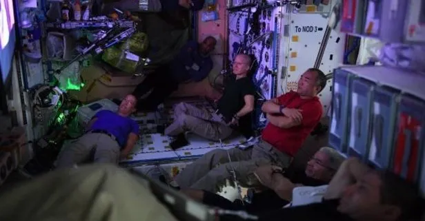 Fransız astronot Twitter’dan fotoğraf paylaştı: Uluslararası Uzay İstasyonu’nda film keyfi