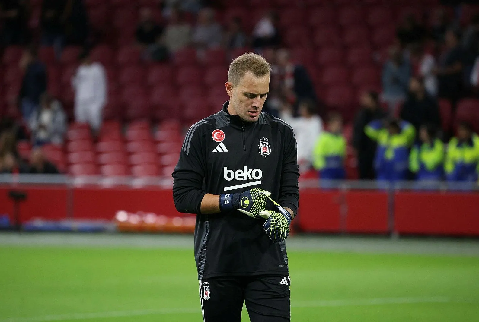 Mert Günok o maçta sahada!