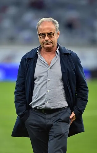 Luis Campos ayrılığı duyurdu! Galatasaray'da transfer sezonu öncesi büyük şok