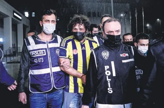 Hüseyin Şentürk, 50 yıllık eşini ve kızını silahla katletti (Yaşam haberleri)-5