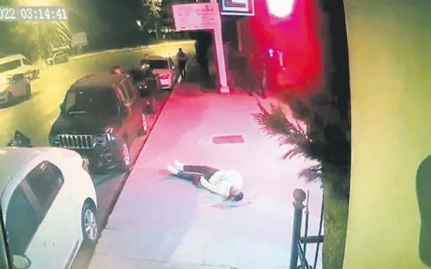 kiyanpeder-kizina-yakistiramadigi-damadini-bicaklayarak-oldurdu-1664493158744.jpeg 'Kıyan'peder! Kızına yakıştıramadığı damadını bıçaklayarak öldürdü! l Yaşam haberleri-11