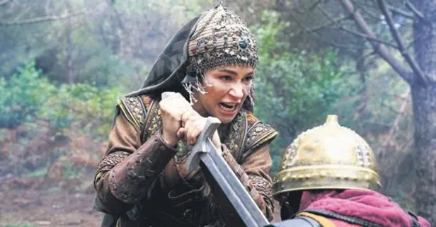 Kuruluş Osman'ın yıldızı Buse Arslan canlandırdığı Aygül karakteriyle ilgili konuştu! "Kalbi obası ve Osman için atıyor"