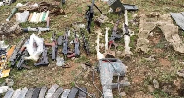 teror-orgutu-pkk-sincara-nasil-yerlesti-iste-5-maddede-sincarda-yasananlar-1651753820809.jpg Terör örgütü PKK, Sincar’a nasıl yerleşti? İşte 5 maddede Sincar'da yaşananlar-3