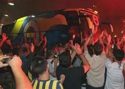 Bileti olmayan maçı izleyemeyecek!