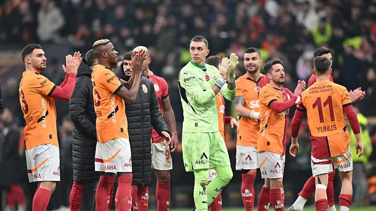 TAKVİM'in usta yazaları ligde kalan 13 haftayı ve şampiyonluk yarışını mercek altına aldı!