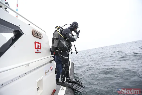 'Batuhan A' gemisinin kayıp 4 mürettebatı için kesintisiz çalışmalar! 597 personel sahada: Helikopter, uçak, 8 İHA, 6 gemi, 85 araç görevde - 3