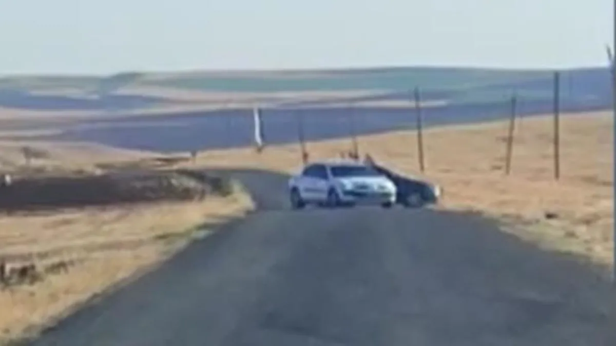 Diyarbakır'da çocukların bulunduğu 2 araca silahlı saldırı! 6 şüpheli gözaltında
