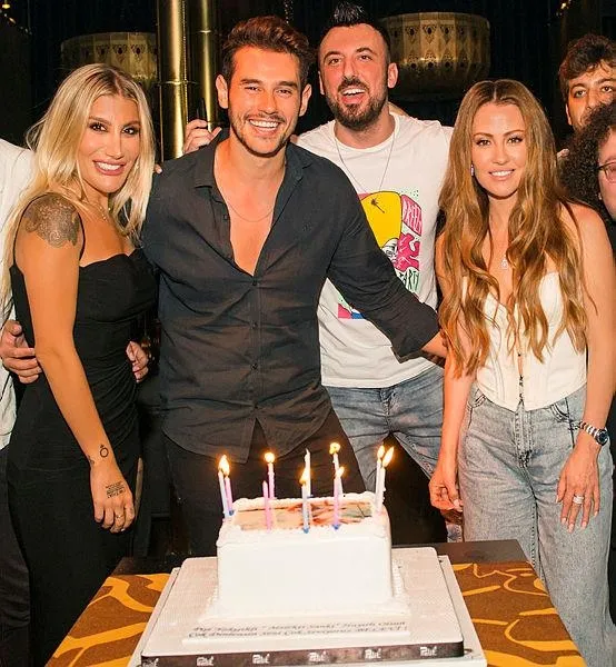 cem-beleviden-irem-dericiden-vazgecemiyor-oyle-bir-paylasim-yapti-ki-gorenler-sasti-kaldi-1641665787833.jpeg Cem Belevi'den İrem Derici'den vazgeçemiyor! Öyle bir paylaşım yaptı ki görenler şaştı kaldı-2