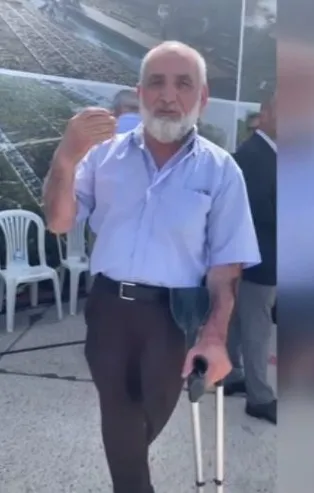 Atatürk Havalimanı Millet Bahçesi ilk fidan dikimine gelen bir bacağını kaybetmiş vatandaş: Cumhurbaşkanımıza destek için geldim