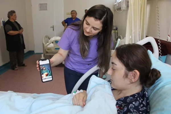 22-yasindaki-genc-kiz-karin-agrilari-nedeniyle-hastaneye-gitti-karnindan-5-kiloluk-kitle-cikti-1653720637361.jpg 22 yaşındaki genç kız karın ağrıları nedeniyle hastaneye gitti karnından 5 kiloluk kitle çıktı-6