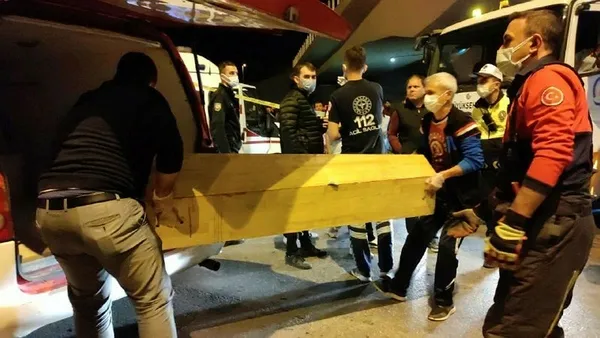 Son dakika: Denizli'de kahreden olay! Trafik kazasından üç kişinin cenazesi çıkarıldı-5