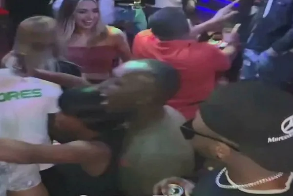 Koronavirüs tedbirlerine rağmen Beyoğlu'nda isyan ettiren görüntüler!-3