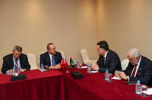 Bakan Mevlüt Çavuşoğlu, Libya Başkanlık Konseyi Başkanı El-Sarraj ile görüştü