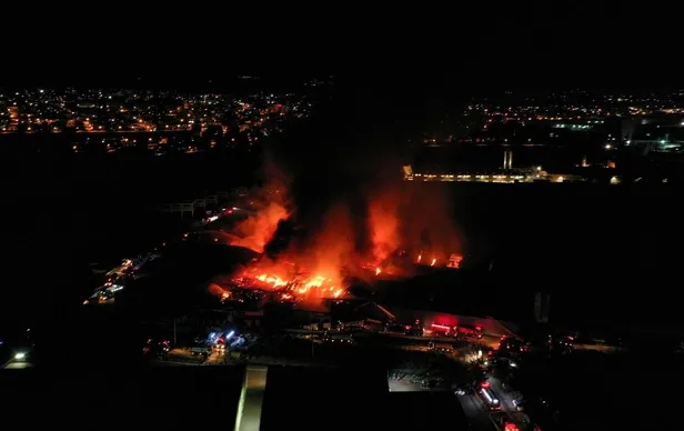 Bursa İnegöl'deki fabrika yangını kontrol altına alındı!-12