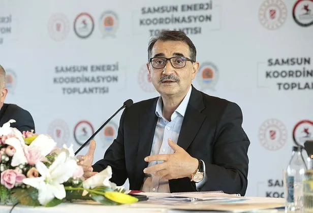 enerji-ve-tabii-kaynaklar-bakani-fatih-donmez-insallah-denizde-oldugu-gibi-karadan-da-mujdeli-haberleri-sizinle-paylasiriz-1624043887655.jpeg Enerji ve Tabii Kaynaklar Bakanı Fatih Dönmez: İnşallah denizde olduğu gibi karadan da müjdeli haberleri sizinle paylaşırız-2