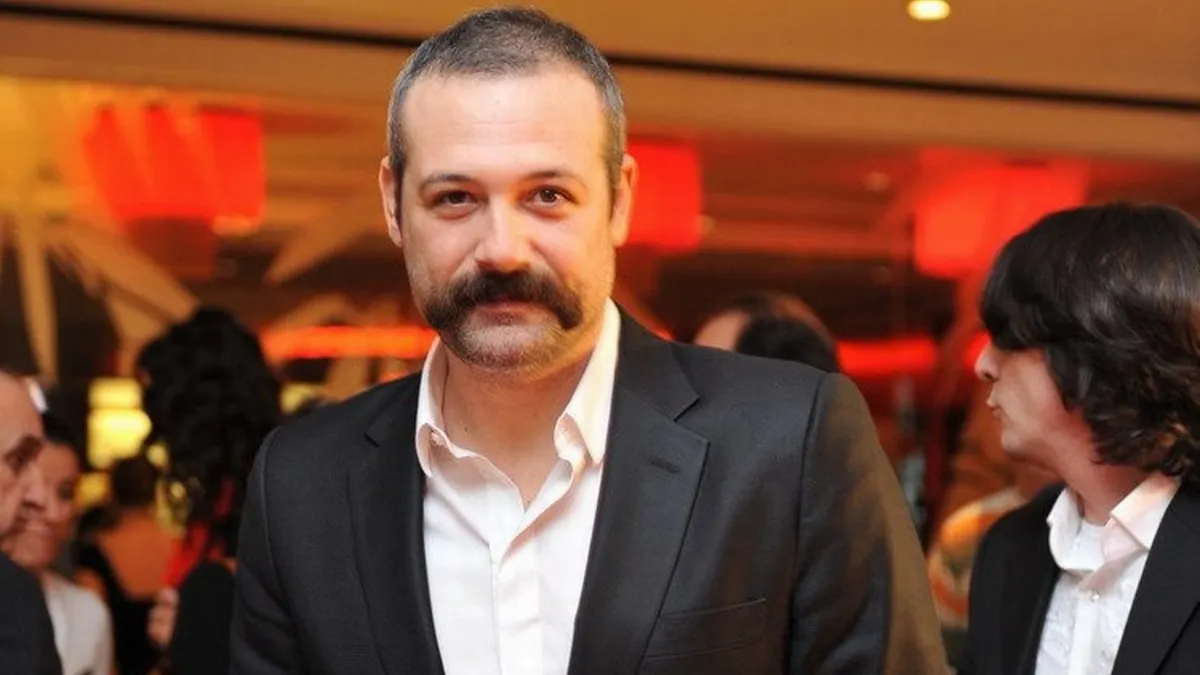 Perde kapanırken maskeler düşüyor! İzmir Şehir Tiyatroları’nda koltuk ve maaş krizi: Halkın iradesi derken kendi saltanatlarını mı koruyorlar?-10