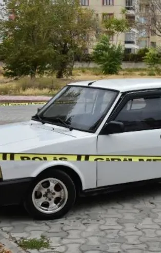 Konya'da feci son! Gören polisi aradı: Park halindeki otomobilde ölü bulundu