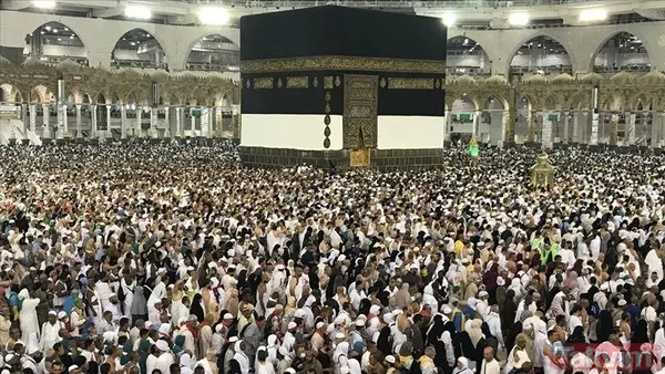 🔹 Arefe Günü'nün Dini Önemi Peygamber Efendimiz (S.A.V), Arefe Günü'nün Faziletine İlişkin Olarak Şöyle Buyurmuştur: "Allah'ın Cehennemden En Çok İnsanı Azat...