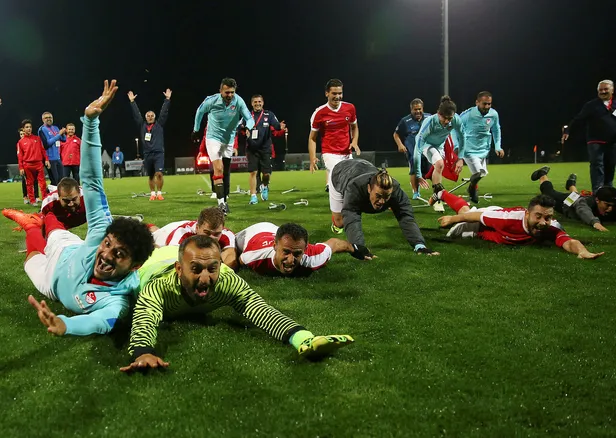 Pes etmeyip tarih yazan kahramanlar!-1