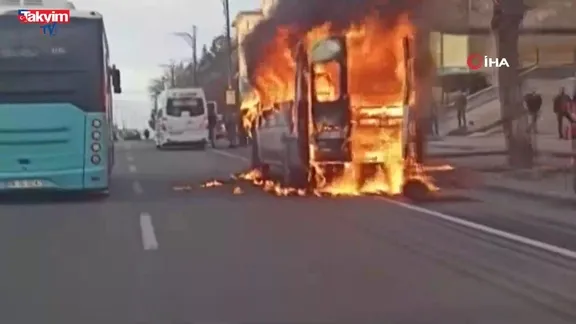 Okul servisi küle döndü sürücüsü çaresizce izledi