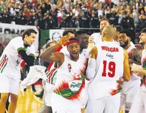 Pınar Karşıyaka F.Bahçe’yi yıktı: 68-57