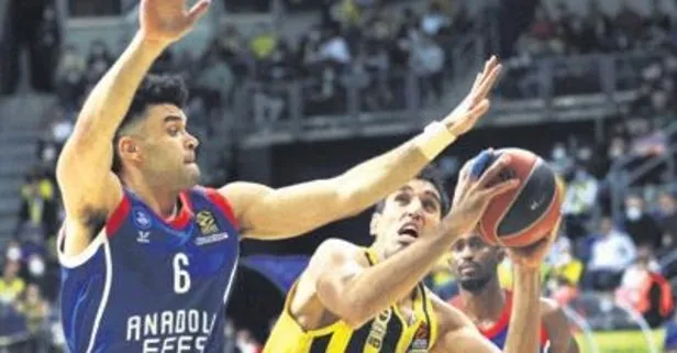 Türk derbisi Anadolu Efes’in