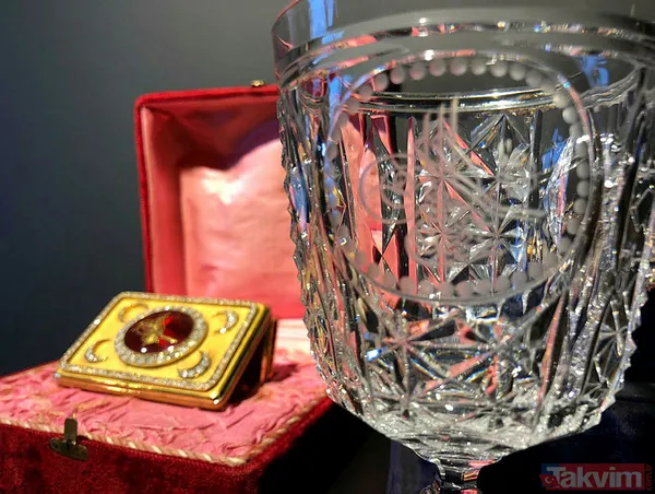 Mustafa Kemal Atatürk'ün güderi ceketi 1 dolardan açık artırmayla satılacak - 1