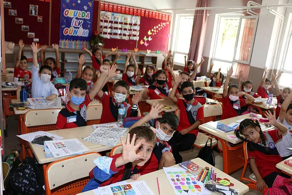 Milli Eğitim Bakanı Mahmut Özer duyurdu! Kasımdan itibaren ücretsiz-4