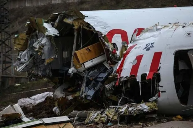 Sabiha Gökçen'de pistten çıkan Pegasus ile ilgili yeni detay! İkinci pilot Türkçe konuşan kuleyi anlamamış!-7