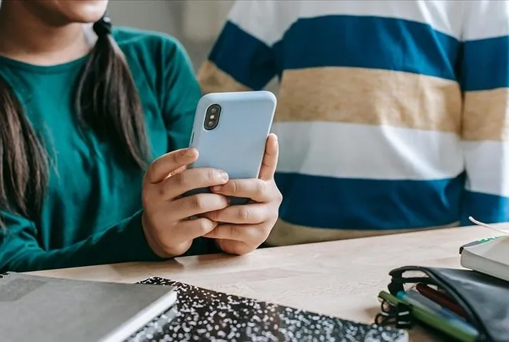 Brezilya’da okullarda telefon yasağı!