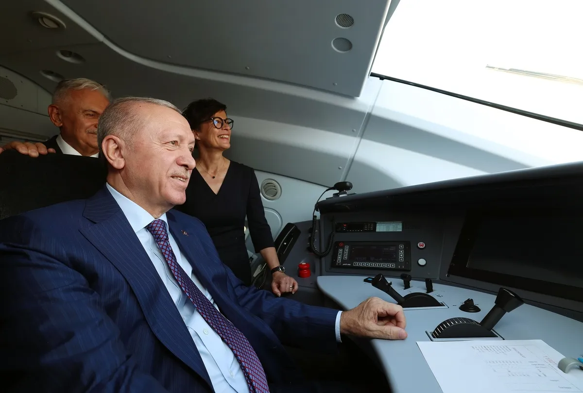 Başkan Erdoğan, Çerkezköy-Kapıkule Demir Yolu Hattı'nı hizmete açtı: Ekonomiye büyük katkı sağlayacak-5