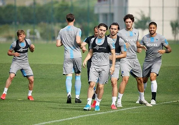 son-dakika-trabzonsporun-goztepe-kafilesi-belli-oldu-1591895255675.jpeg Son dakika: Trabzonspor'un Göztepe kafilesi belli oldu!-1