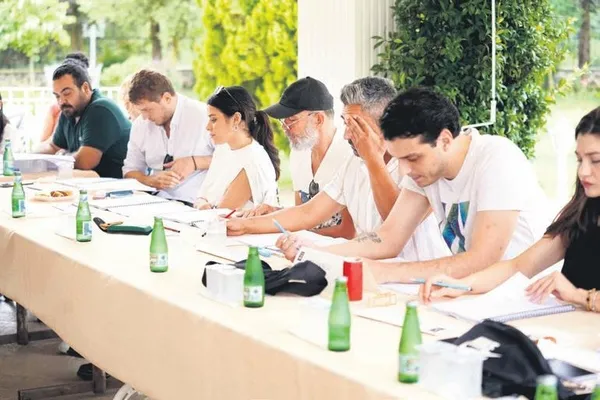 atv-ekranlarina-damgasini-vuran-ates-kuslarinda-hazirliklar-basladi-1692048943147.jpeg ATV ekranlarına damgasını vuran Ateş Kuşları'nda hazırlıklar başladı-2