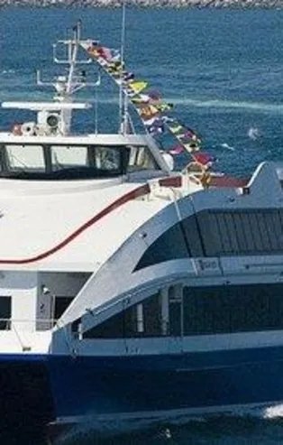 Kuzey Ege'de deniz ulaşımına fırtına engeli
