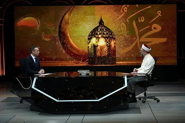 diyanet-isleri-baskani-prof-dr-ali-erbas-vav-tv-insallah-kuran-ve-sunnet-cizgisinde-bilgileri-bize-ulastirir-1618415586835.jpeg SON DAKİKA: Diyanet İşleri Başkanı Prof. Dr. Ali Erbaş'tan VAV TV'de teravih açıklaması: Vakalar düşerse...-2