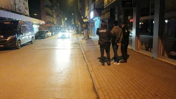 Bursa'da polisin 'dur' ihtarına uymayan sürücü ve arkadaşları cezadan kurtulamadı-1