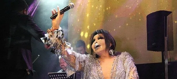 Bülent Ersoy hastaneye kaldırıldı