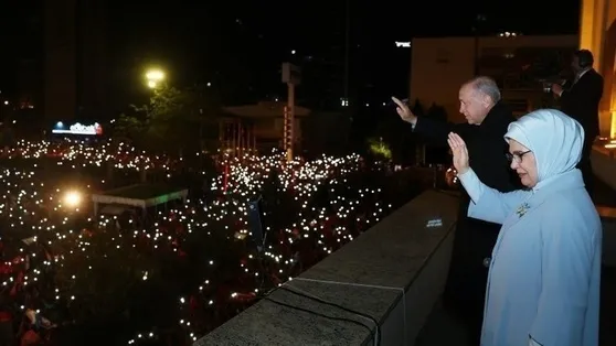 Seçimlerde Başkan Erdoğanın yüzde 49,5luk oyunu gören Batı medyasında U dönüşü! Fransız basını: Hiçbiri Erdoğanı yenemez