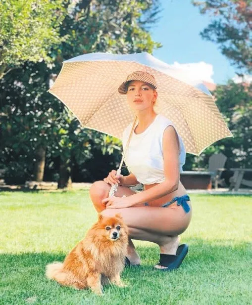 Ebru Yaşar, normalleşme sonrası ilk konserini Sahne Diyarbakır adlı mekanda verdi-6