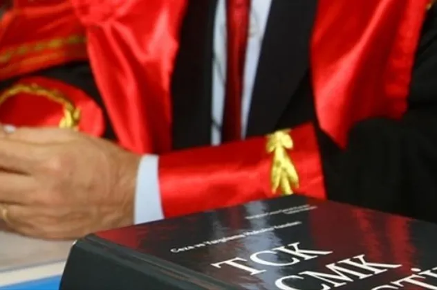 FETÖ davasında 2 komutana müebbet hapis