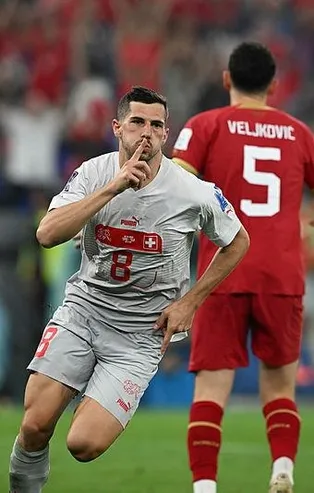 Katar'da gol yağmuru! İsviçre, Sırbistan'ı 3-2 geçerek son 16'ya yükselmeyi başardı