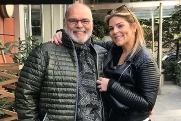 Babasının anma töreni yerine maça gitti! Rasim Öztekin’in kızı Pelin’den  şok paylaşım: Sevdiğin yerdeyim…