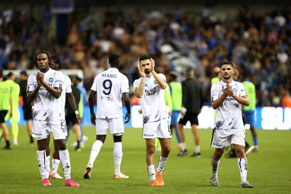 uefa-konferans-liginde-temsilcimiz-adana-demirspor-zorlu-genk-deplasmaninda-2-1-maglup-oldu-1692911205063.jpg UEFA Konferans Ligi'nde temsilcimiz Adana Demirspor, zorlu Genk deplasmanında 2-1 mağlup oldu-12