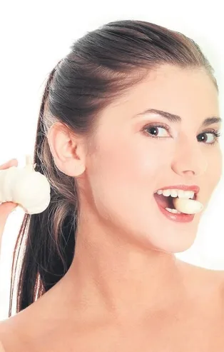 Sarımsaklasak da kalbimizi korusak