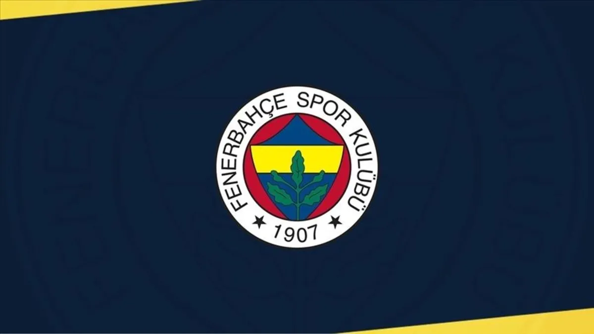 Acınası tutumu utançla izledik